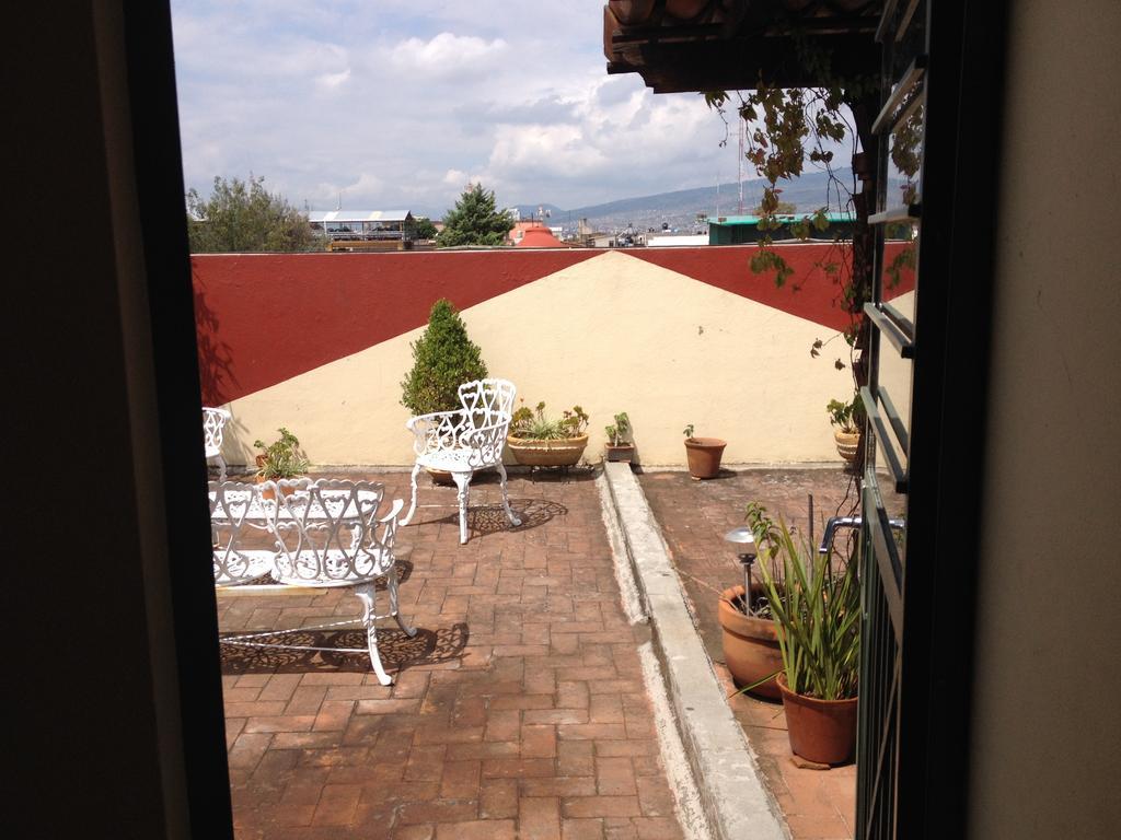 מורליה Hostal Casa Castillo מראה חיצוני תמונה