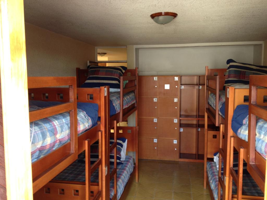מורליה Hostal Casa Castillo מראה חיצוני תמונה
