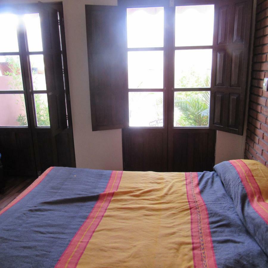 מורליה Hostal Casa Castillo מראה חיצוני תמונה
