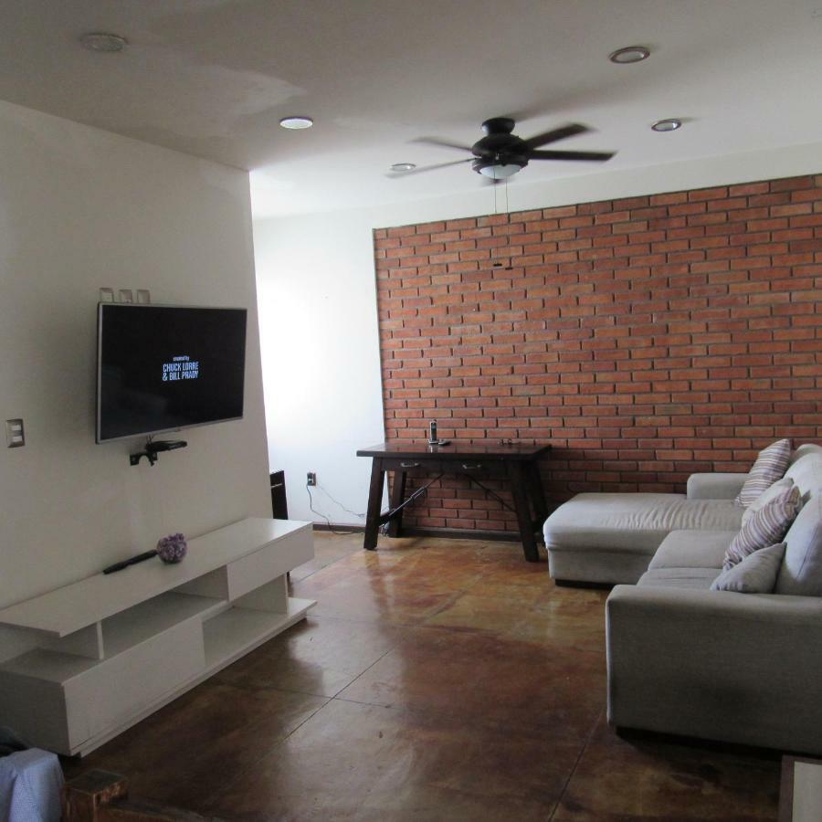 מורליה Hostal Casa Castillo מראה חיצוני תמונה
